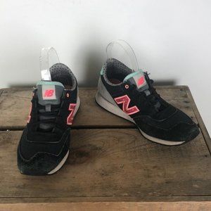 NEW BALANCE black / pink classic sneakers / tennis shoes us women's size 8
